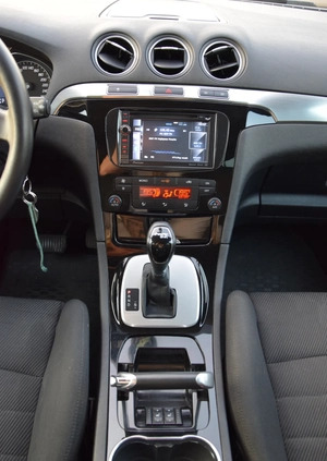 Ford S-Max cena 29900 przebieg: 280000, rok produkcji 2011 z Sieradz małe 407